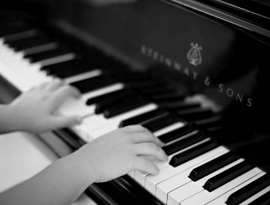 С чего начать заниматься ребенку на фортепиано